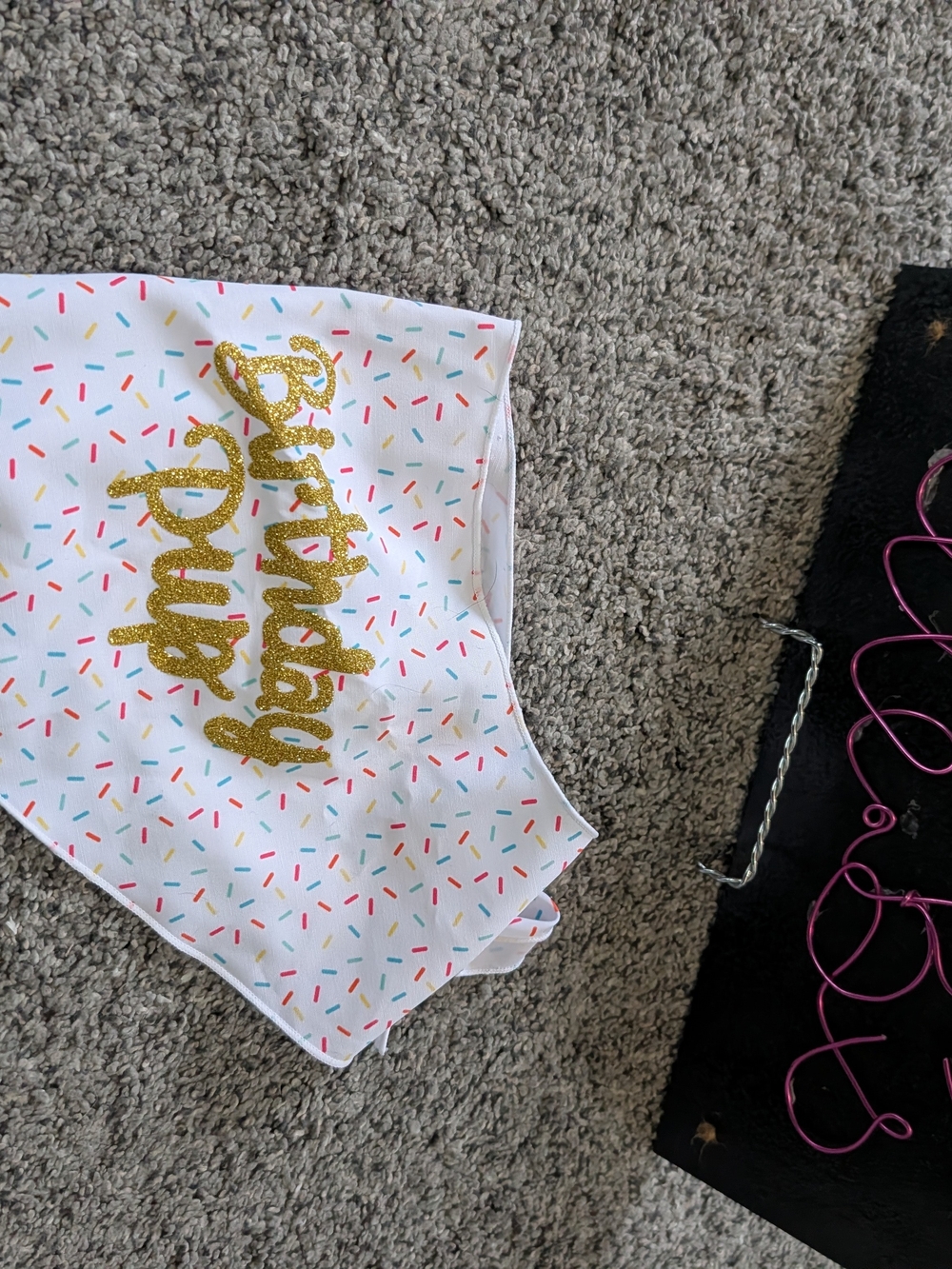 Nwot Dog Birthday Bandana - White with Gold Glitter M/L